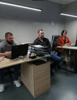 У Кривому Розі відбулася інформаційна зустріч щодо забезпечення житлом ветеранів і родин загиблих Захисників України У Кривому Розі відбулася інформаційна зустріч щодо забезпечення житлом ветеранів і родин загиблих Захисників України