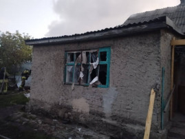 Нічні атаки на Дніпропетровщині: є загибла та значні руйнування Нічні атаки на Дніпропетровщині: є загибла та значні руйнування