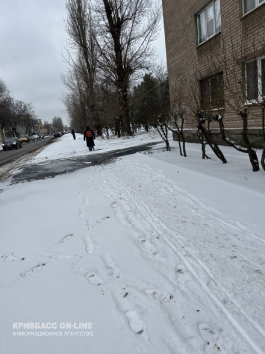 На Дніпропетровщину насувається справжня зима: сніг, хуртовини та морози