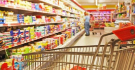 Українців попереджають про можливе подорожчання пального та продуктів