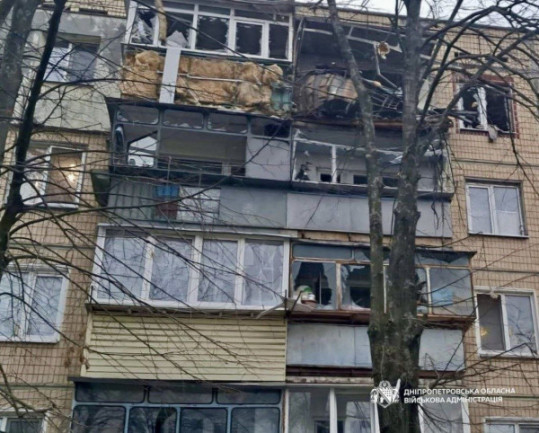 Майже 30 атак за ніч: росіяни обстріляли чотири райони Дніпропетровщини