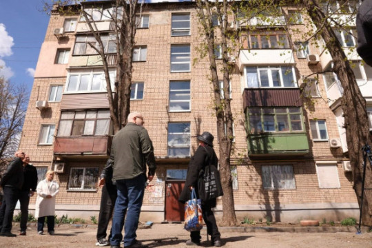 О. Вілкул: Не залишаємо людей наодинці з бідою. У Кривому Розі вже відновлено 1467 багатоквартирних будинків та надана допомога власникам понад 1600 будинків приватного сектору, пошкоджених внаслідок «прильотів»