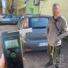 У Кривому Розі зупинили водія без прав і напідпитку