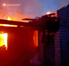 На Дніпропетровщині через атаку дронів загорілася літня кухня