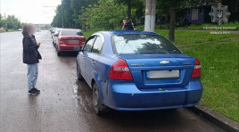У Кривому Розі водійка втекла з місця ДТП після наїзду на авто