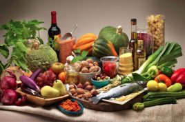 Продукти в Україні можуть подорожчати через удари РФ по складах — експерт