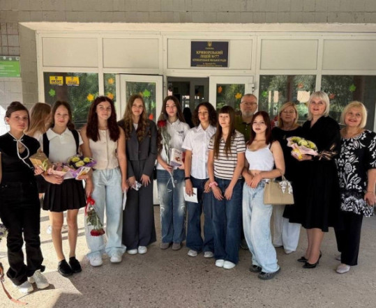 О. Вілкул: Майже 53 тисячі криворізьких школярів сьогодні зустрічають новий навчальний рік - зробили максимально можливе, щоб забезпечити їм безпеку та можливості для розвитку