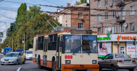 У Кривому Розі перекрили клеверний міст: маршрут №24 змінив рух
