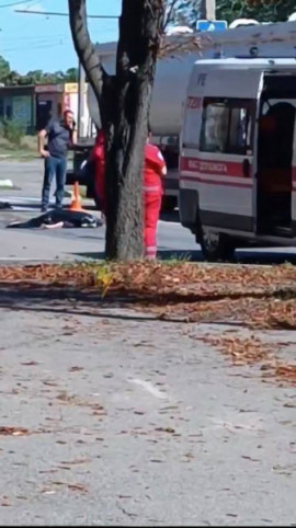 У Кривому Розі фура на смерть збила 68-річну жінку та поїхала з місця ДТП