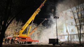 Ракетний удар по Запоріжжю: з-під завалів дістали ще двох загиблих Ракетний удар по Запоріжжю: з-під завалів дістали ще двох загиблих