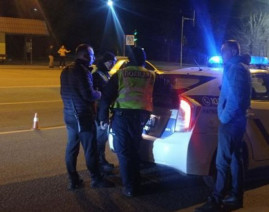 У Кривому Розі чоловік перебігав дорогу та втрапив під колеса автівки У Кривому Розі чоловік перебігав дорогу та втрапив під колеса автівки