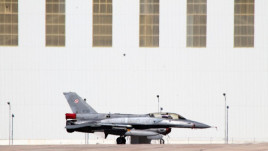 Білий дім схвалив передачу Україні винищувачів F-16 з Нідерландів та Данії - Reuters