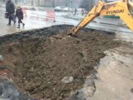 Кривбассводоканал завершает работы на проспекте Металлургов