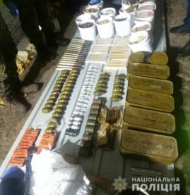 На Днепропетровщине правоохранители выявили склад боеприпасов