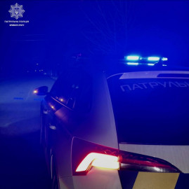 Правоохоронці Кривого Рогу упіймали 35 порушників комендантської години, які з ознаками сп’яніння керували автомобілями Правоохоронці Кривого Рогу упіймали 35 порушників комендантської години, які з ознаками сп’яніння керували автомобілями
