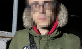 На Дніпропетровщині затримали підозрюваного у зґвалтуванні 7-річної дитини На Дніпропетровщині затримали підозрюваного у зґвалтуванні 7-річної дитини