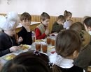 Городские власти покормят учеников начальной школы на 3,5 гривны