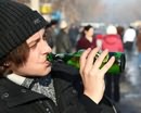 В Украине запретили продажу пива малолеткам