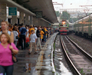Из Луганска в Кривой Рог поезд больше ездить не будет