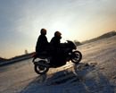 В Криворожском районе двое лихачей провалились под лед вместе с мотоциклом
