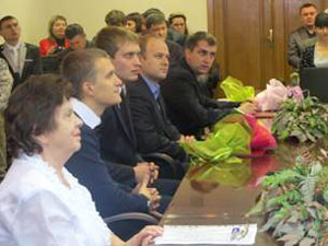 Госслужащие Днепропетровской области получили грамоты за победу в спартакиаде