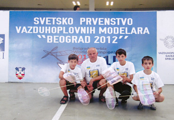 Юные спортсмены Днепропетровщины стали третьими на чемпионате мира по авиамоделированию