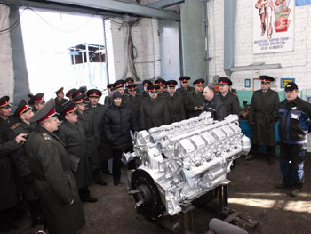 Северный ГОК посетили военные