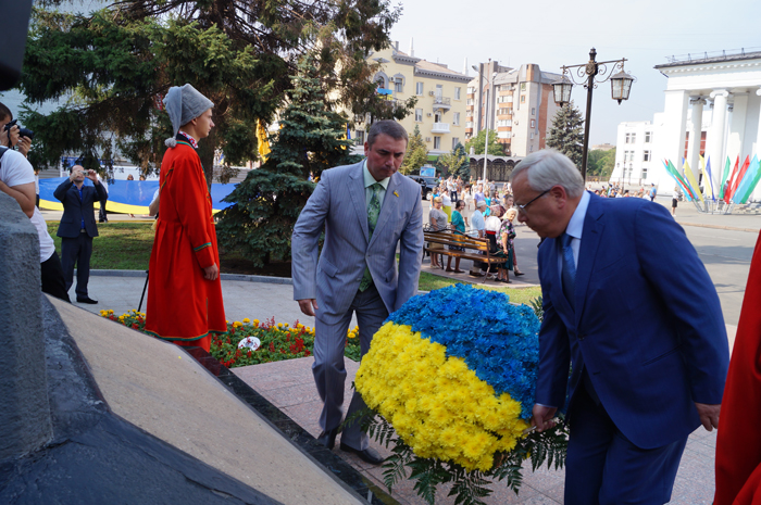 В Кривом Роге начались мероприятия по случаю Дня независимости (фото)