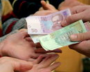 Украинцы станут богаче: им повышают прожиточный минимум 