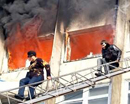 При пожаре в одном из офисов Кривого Роге едва не погибло двое людей