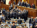 Депутаты-регионалы заблокировали работу парламента