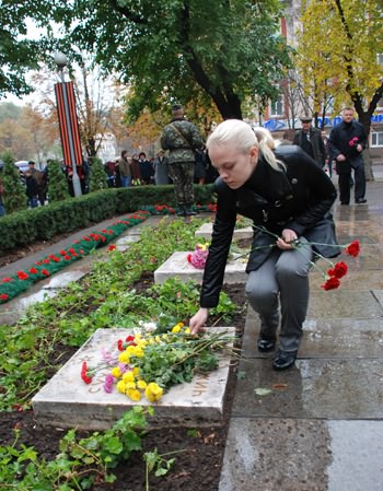 В Кривом Роге ветеранов поздравили с Днем освобождения Украины от немецко-фашистских захватчиков
